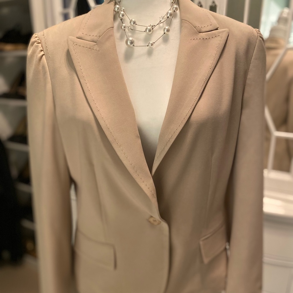 NWT limited blazer tan